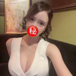 自分からは仕掛けないけれど、決して拒まない。目立たないのに、なぜか目を離せない存在。