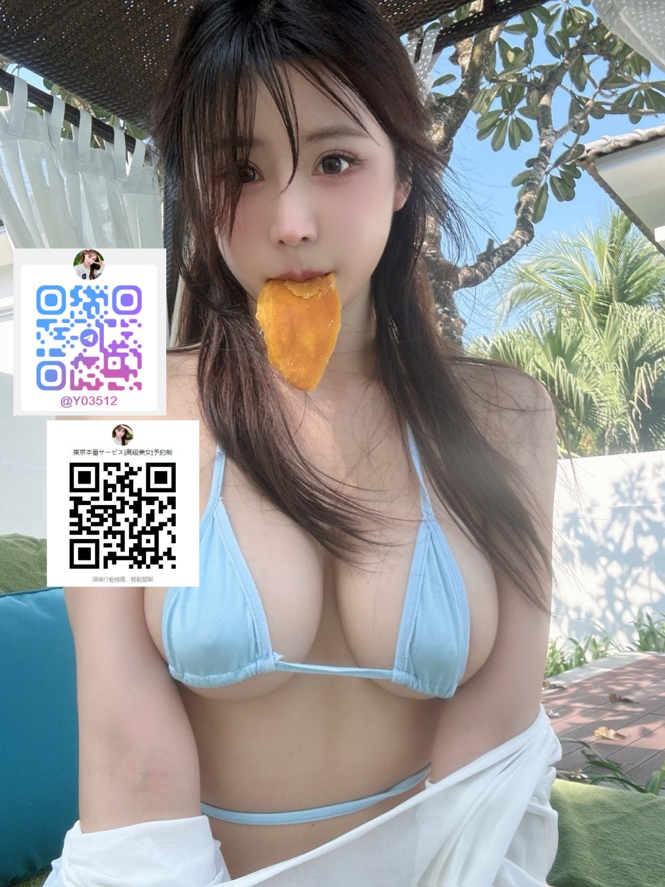 小柄な魅力あふれる彼女は、雪のように白く滑らかな肌と弾力のある豊かなEカップを持ち、春風のように心を温める甘い笑顔が印象的です。