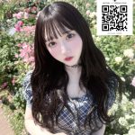 普段はほんのり微笑みを浮かべて、どこか小悪魔な雰囲気をまとう琴音。そっとあなたに近づき、耳元で甘く囁く。「最初に、私が気持ちよくしてあげよか？」