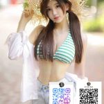 ビキニで外に出るのが好き。見られるの分かってるけど、それが快感♡Dカップは手にぴったり、揺れるたびに吸いたくなるでしょ？私は受け身じゃないよ。