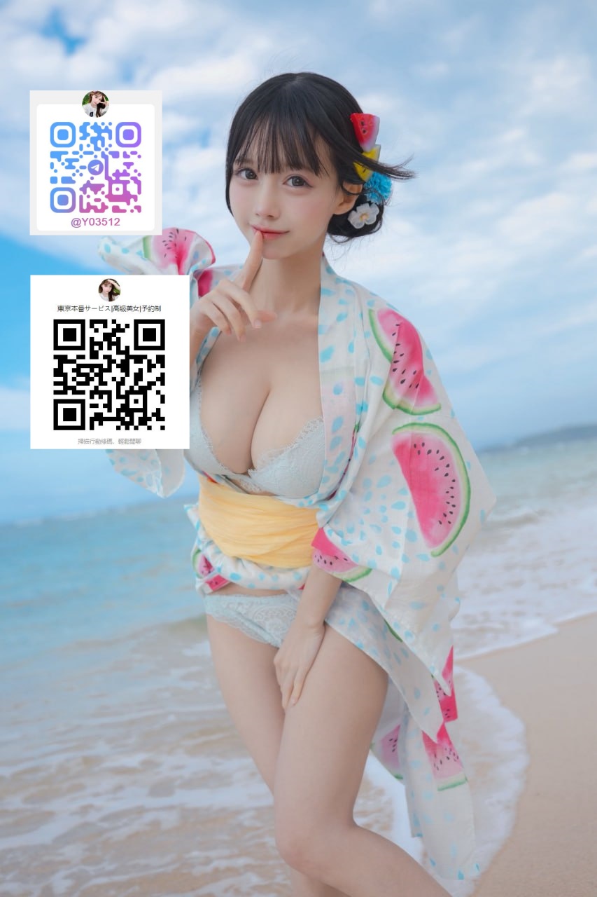 西瓜模様の浴衣を着た蜜柑は、夏の恋愛漫画から飛び出してきたような女の子。