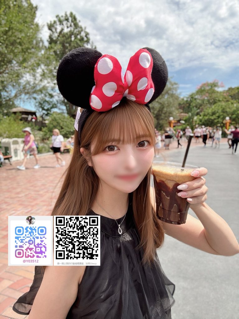 外見は甘くて可愛らしく、清楚なお嬢様のような雰囲気。